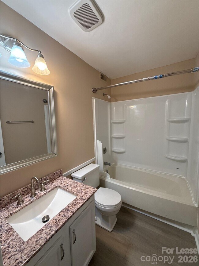 Building Photo - 2800 Heathstead Place