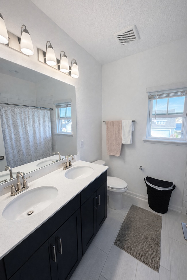 Building Photo - 268 Twilight Ln