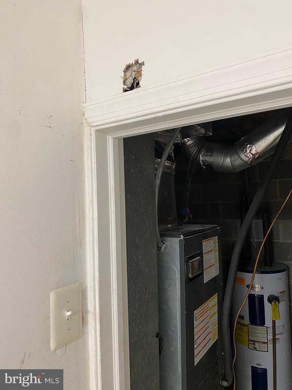 Building Photo - 9717 Whiskey Run