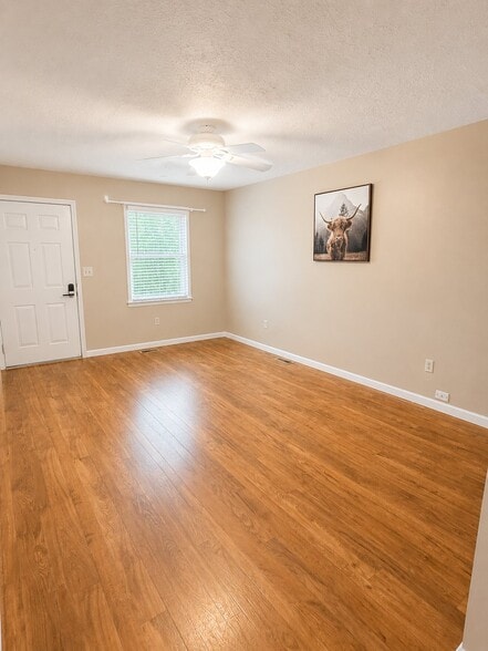 Building Photo - 111 Watzel Ln