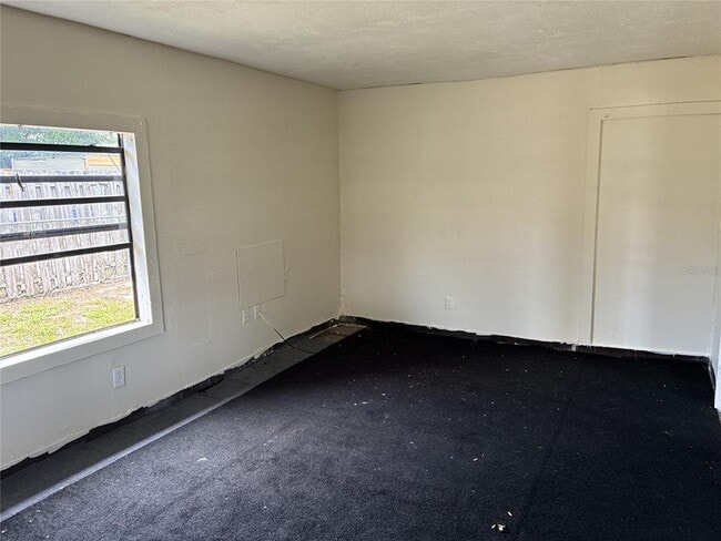 Building Photo - 10529 3rd Ave