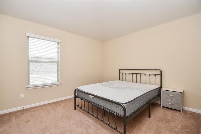 Building Photo - 4922 Harper River Ct