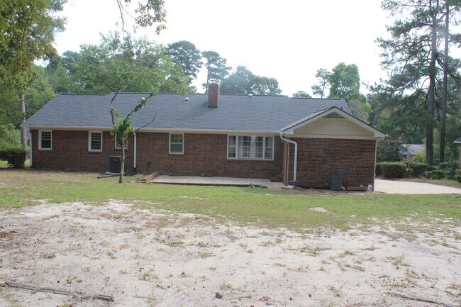 Building Photo - 5817 Dobson Dr