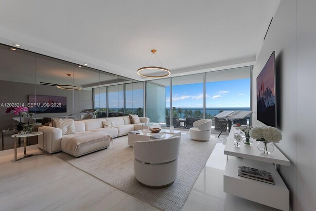 Building Photo - 10203 Collins Ave