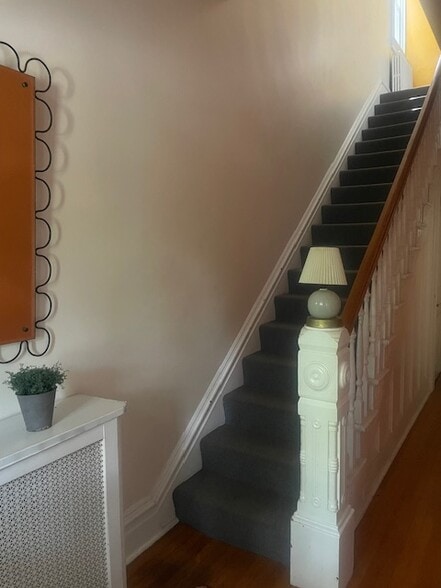 1st Floor Hallway - 364 Lehigh Ave