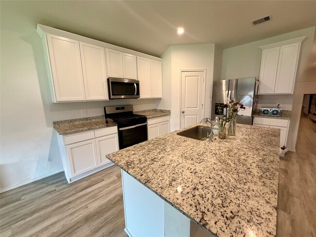 Building Photo - 31119 Brightwell Bnd