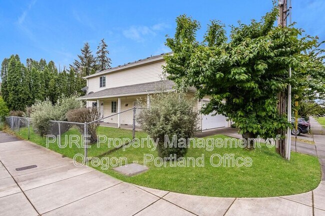 Building Photo - 1811 SE 162nd Ave