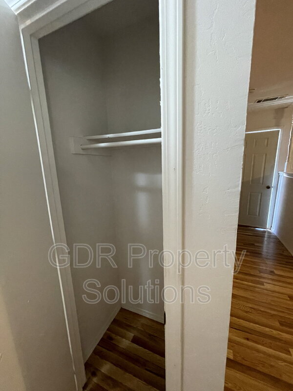 Building Photo - 2240 Stoner St SW