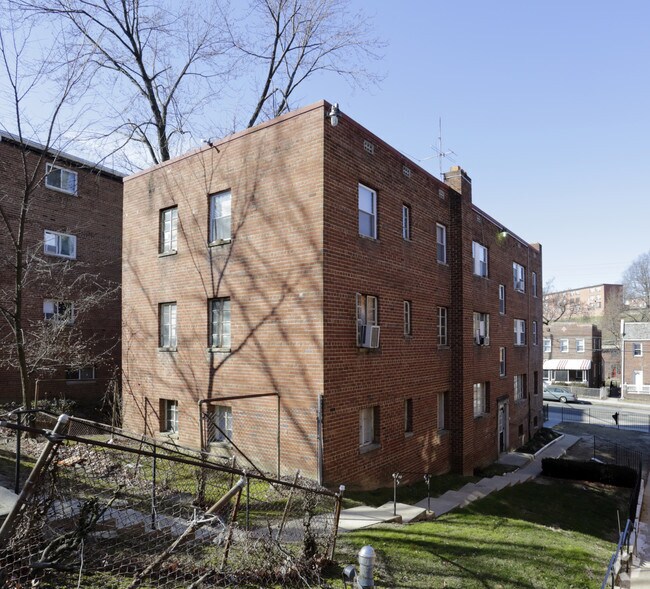 Building Photo - Division Flats