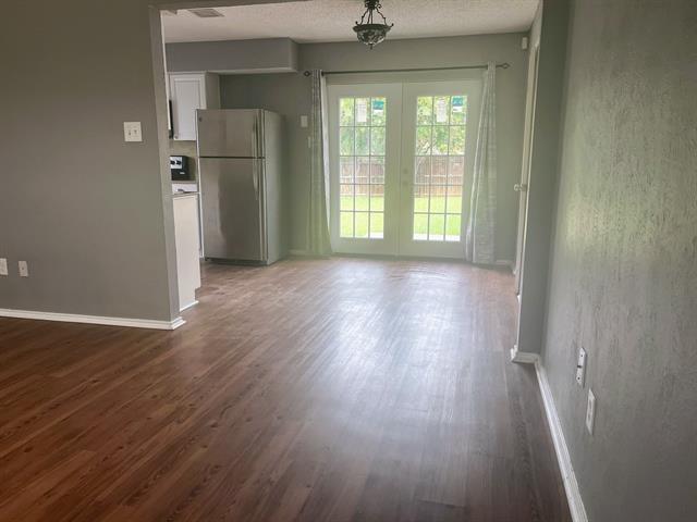 Building Photo - 2742 E Wentwood Dr