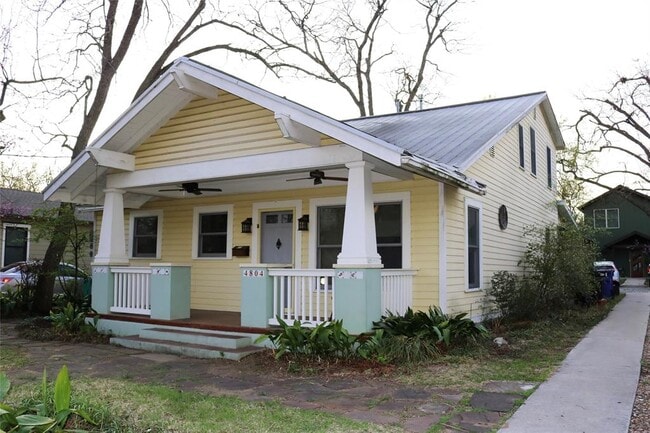 Building Photo - 4804 Caswell Ave