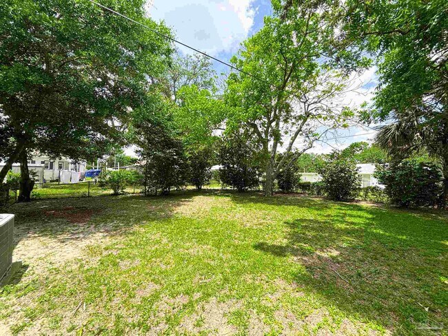 Building Photo - 315 Flannan Rd
