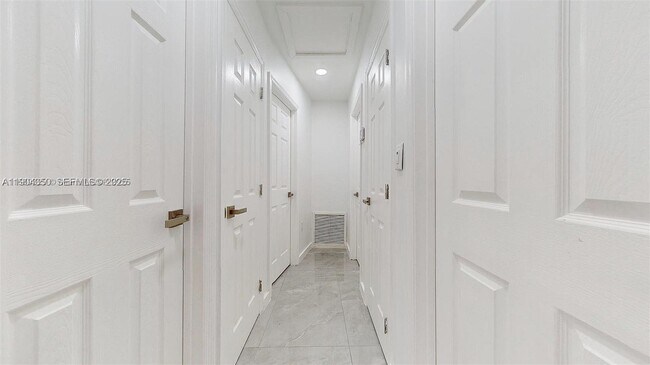 Building Photo - 15704 SW 302nd Terrace