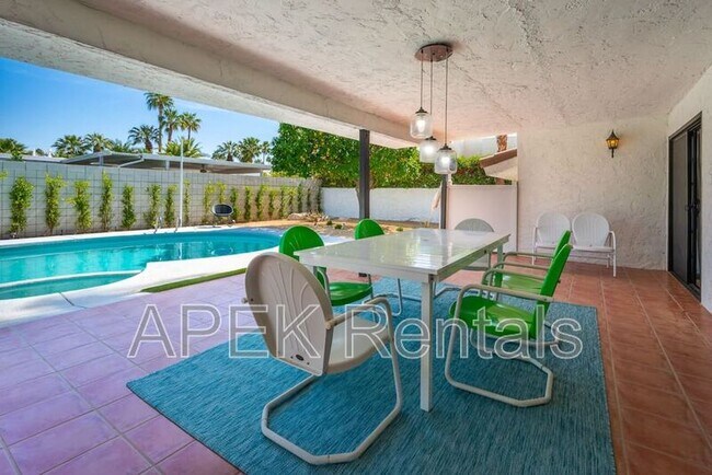 Building Photo - 1970 S Joshua Tree Pl