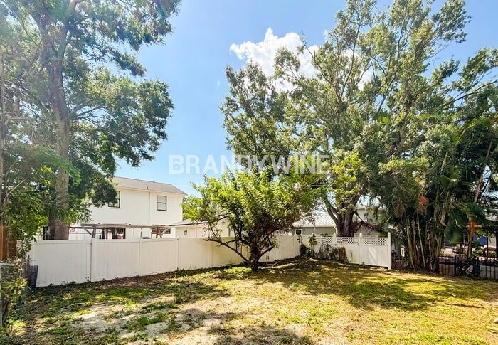 Building Photo - 7308 S Kissimmee St