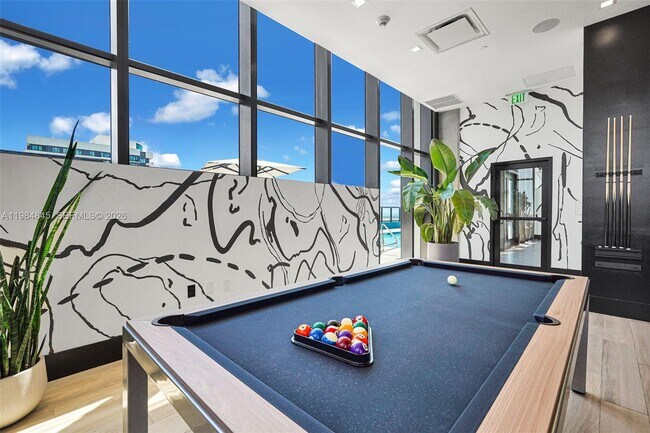 Building Photo - 307 SW 5th St