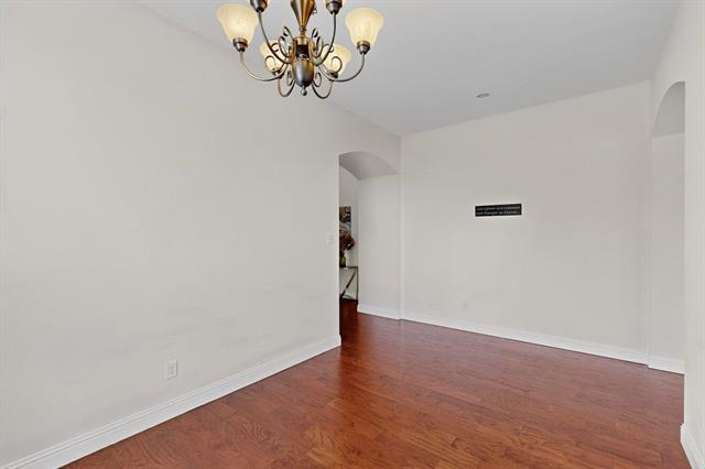Building Photo - 1009 Mesa Crest Dr