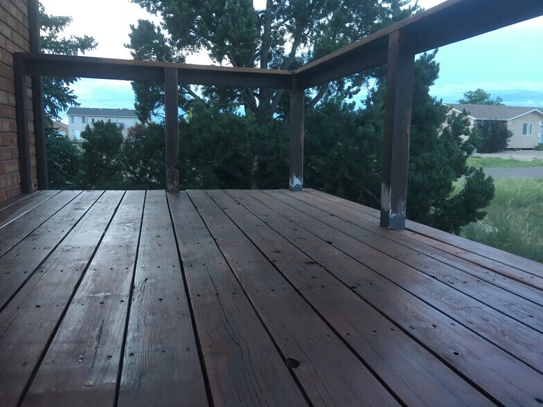 Building Photo - 738 S Watermelon Dr