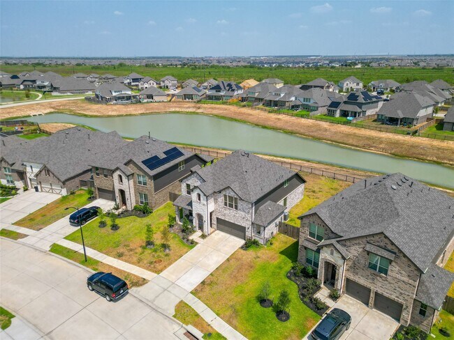 Building Photo - 6322 Cambrai Wood Ln