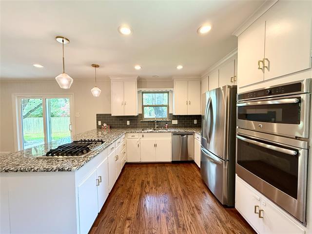 Building Photo - 506 S Lois Ln