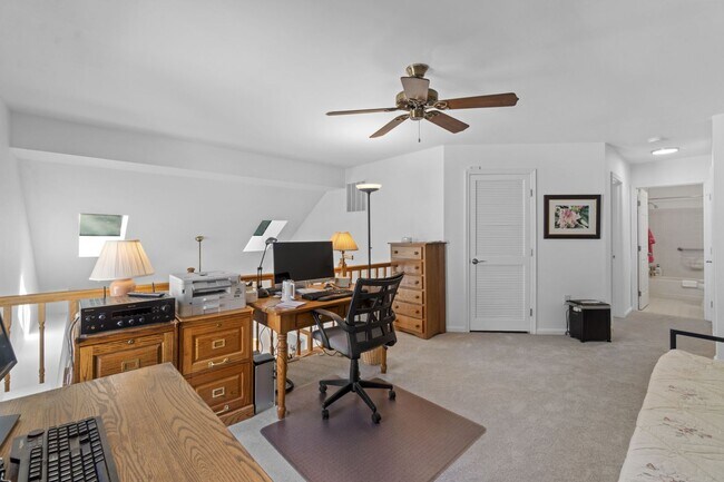 Building Photo - Updated home in Heritage Harbour available...