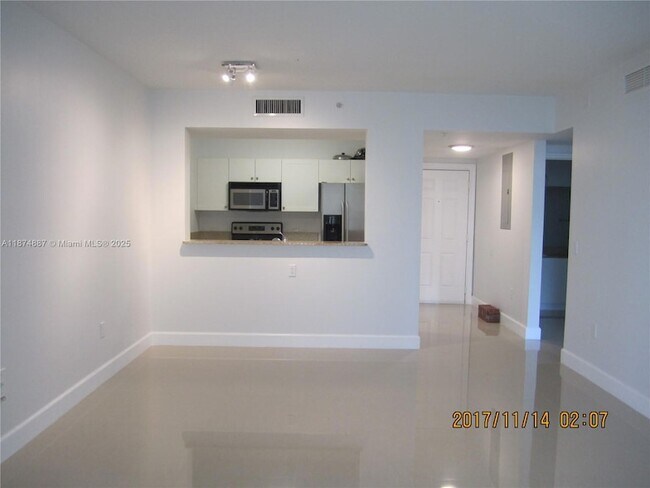 Building Photo - 117 NW 42nd Ave