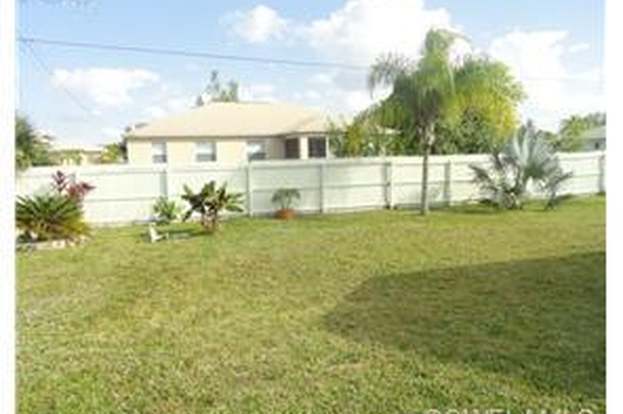 Building Photo - 2721 SW 12th Ave