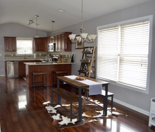 Dining Area - 2629 Whiteberry Dr