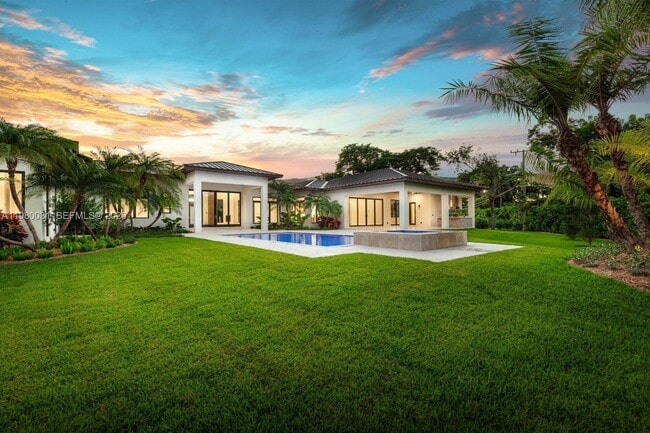 Building Photo - 6065 SW 109th St