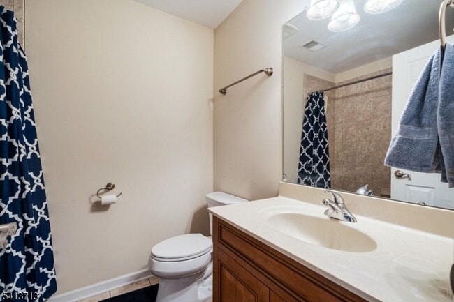 Building Photo - 47 Schindler Ct