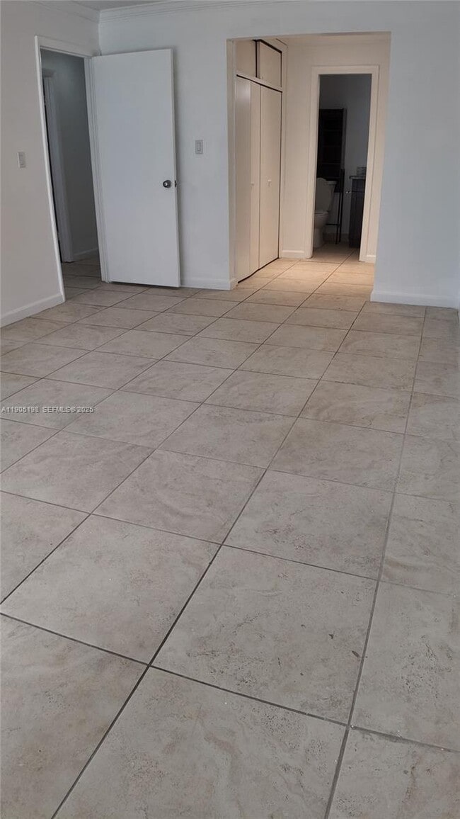 Building Photo - 3326 Farragut St