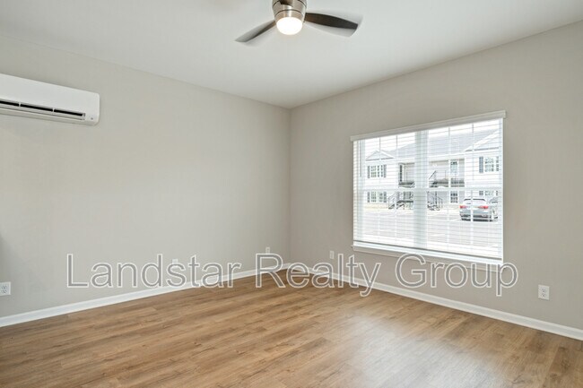 Building Photo - 7300 Tiger Wy