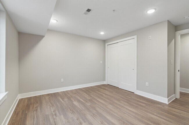 Building Photo - 1511 N 17th St