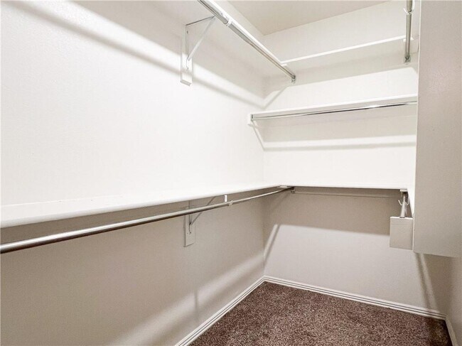 Building Photo - 4066 W Sardinia Way