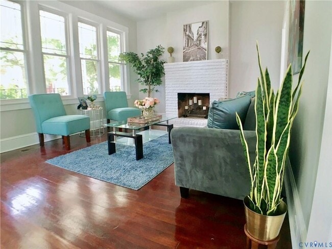 Building Photo - Beautifully renovated 2-story home with ensuite near Brookland Park Blvd