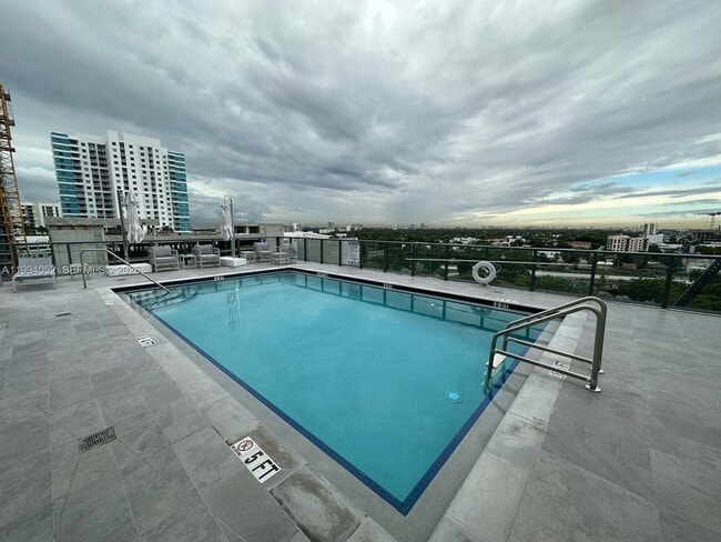 Building Photo - 239 SW 9th St