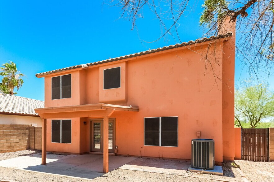 Building Photo - 5142 W Piute Ave