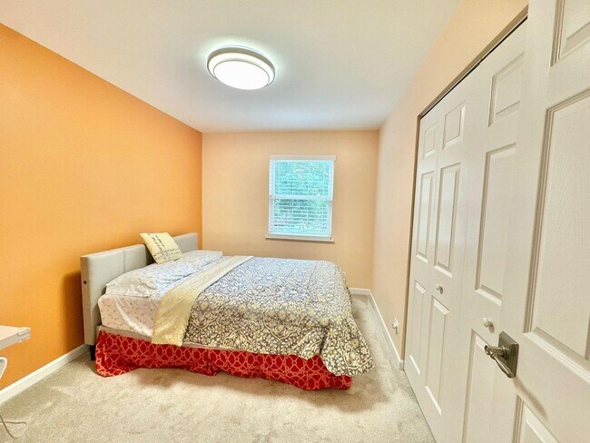 Building Photo - 1384 Marble Hill Dr