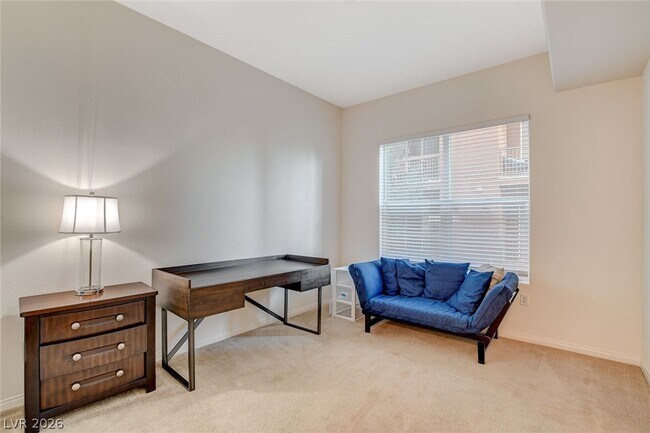 Building Photo - 38 E Serene Ave