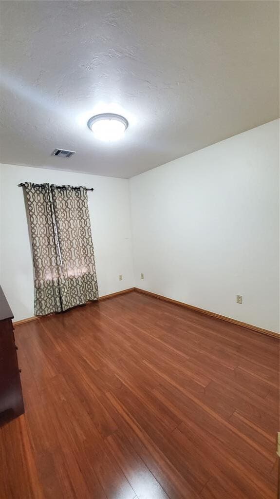 Building Photo - 400 Amanda Dr