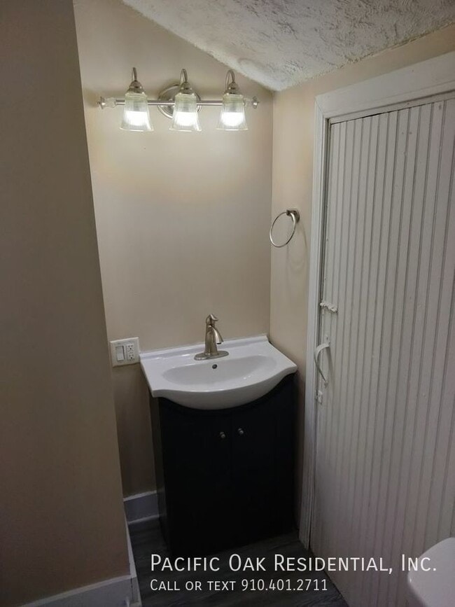 Building Photo - BELOW MARKET RENT!