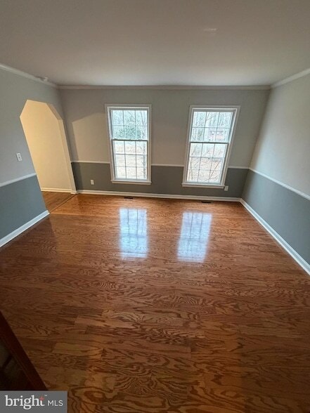 Building Photo - 4 Bryant Blvd