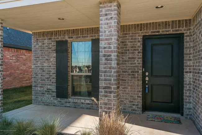 Building Photo - 7701 Legacy