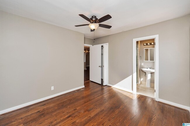 Building Photo - 2005 Chestnut Rd