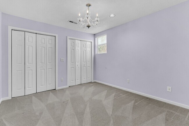 Building Photo - Pond View 3 Bed 2 Bath Home in AshleyTowne...