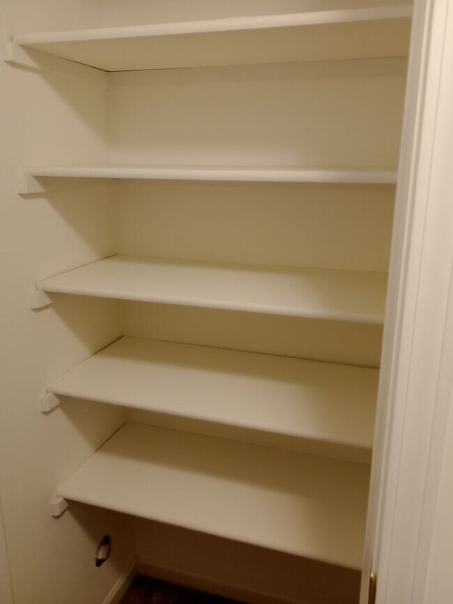 Building Photo - 4414-4416 Cheryl Ct.