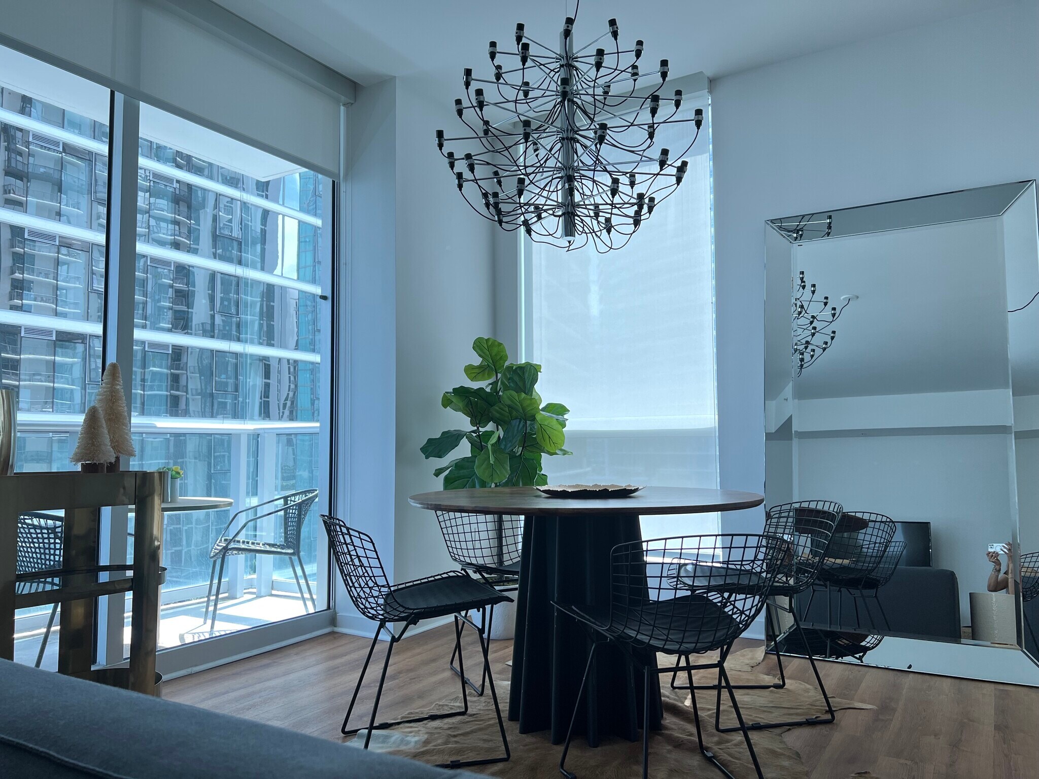 Building Photo - 300 S Biscayne Blvd