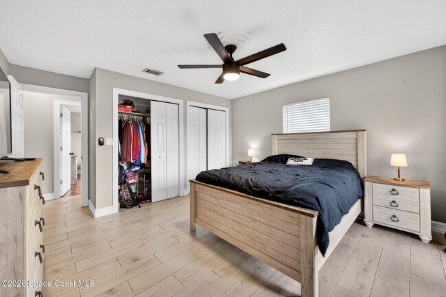 Building Photo - 377 Emerson Dr NW