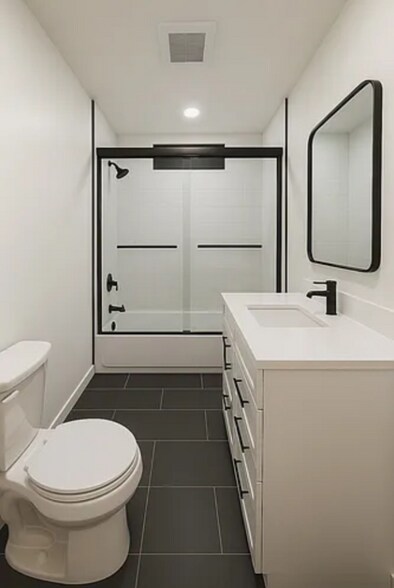 Building Photo - 331 W Windsor Rd