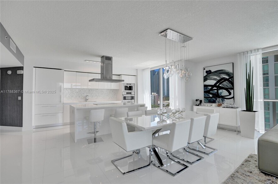 Building Photo - 330 Sunny Isles Blvd